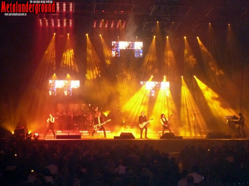 01-trans-siberian-orchestra-54