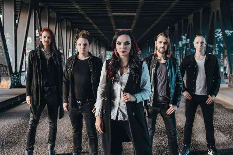 scarlet dorn - bandphoto scarlet dorn - band photo 2022