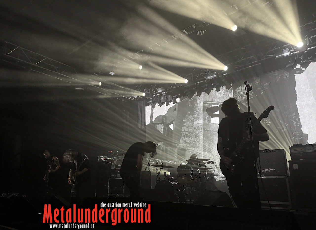 AMENRA 05