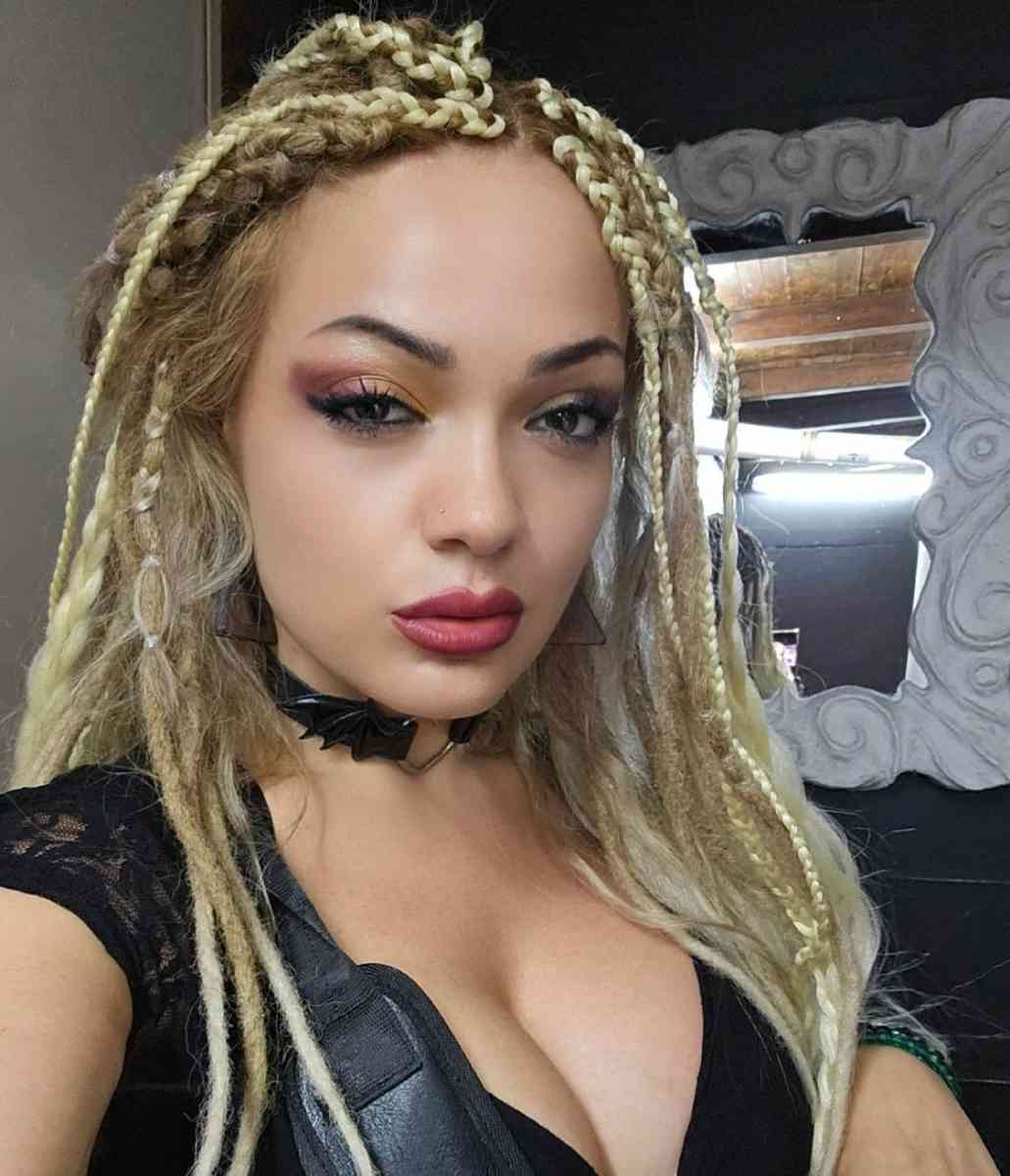 5rand_-_Julia_Elenoir