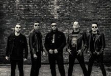 The Carburetors im Fast-Forward-Rock’n’Roll-Interview: „Wir leben für die Nacht, die Straße und die Bühne.“